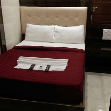 Hotel Palace Residency Mumbai Exterior foto